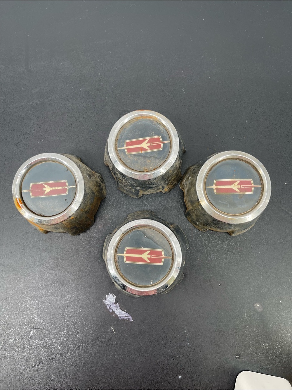 Vintage Oldsmobile Cutlass Red Emblem Metal Wheel Center Caps (Set of 4)
